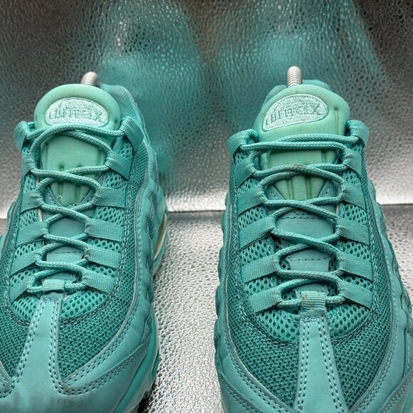 Size 8 Nike‎ Air Max 95 Essential Teal Turquoise Womens Lace-Up Running Sneakers - Picture 5 of 11